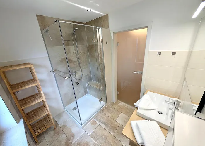 Gaestehaus Philipp Im Herzen Des Fichtelgebirges - 5 Ferienwohnungen, Grosses Grundstueck, Wald Und Wiese, Mit Privater Sauna, Kostenfreie Parkplaetze, Wlan Apartmán