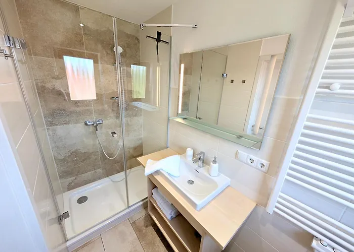 Gaestehaus Philipp Im Herzen Des Fichtelgebirges - 5 Ferienwohnungen, Grosses Grundstueck, Wald Und Wiese, Mit Privater Sauna, Kostenfreie Parkplaetze, Wlan *