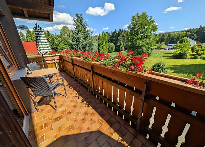 Gaestehaus Philipp Im Herzen Des Fichtelgebirges - 5 Ferienwohnungen, Grosses Grundstueck, Wald Und Wiese, Mit Privater Sauna, Kostenfreie Parkplaetze, Wlan Apartmán *