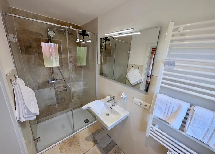 Gaestehaus Philipp Im Herzen Des Fichtelgebirges - 5 Ferienwohnungen, Grosses Grundstueck, Wald Und Wiese, Mit Privater Sauna, Kostenfreie Parkplaetze, Wlan Apartmán
