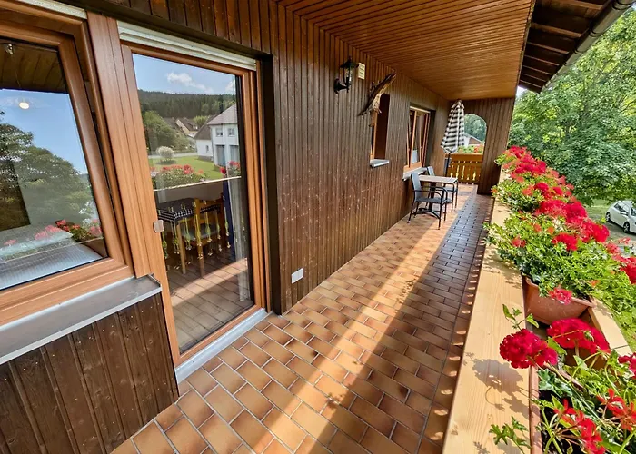 Apartmán Gaestehaus Philipp Im Herzen Des Fichtelgebirges - 5 Ferienwohnungen, Grosses Grundstueck, Wald Und Wiese, Mit Privater Sauna, Kostenfreie Parkplaetze, Wlan Mehlmeisel