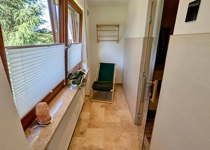 Gaestehaus Philipp Im Herzen Des Fichtelgebirges - 5 Ferienwohnungen, Grosses Grundstueck, Wald Und Wiese, Mit Privater Sauna, Kostenfreie Parkplaetze, Wlan
