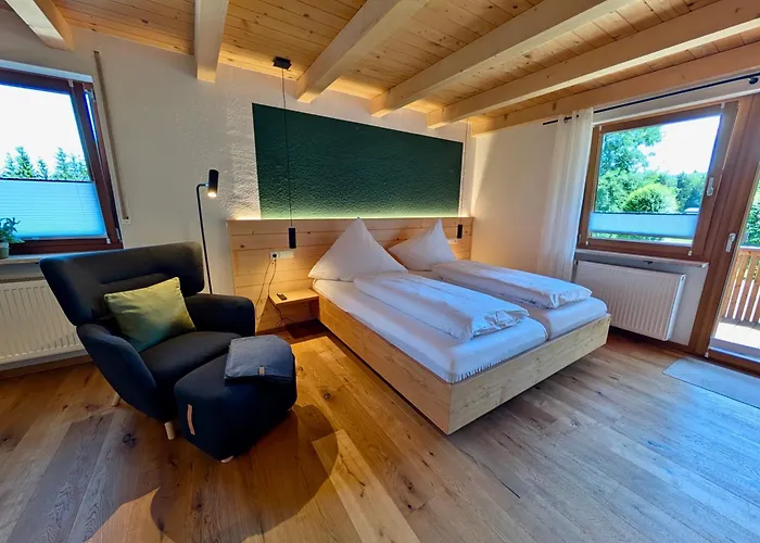 Apartmán Gaestehaus Philipp Im Herzen Des Fichtelgebirges - 5 Ferienwohnungen, Grosses Grundstueck, Wald Und Wiese, Mit Privater Sauna, Kostenfreie Parkplaetze, Wlan