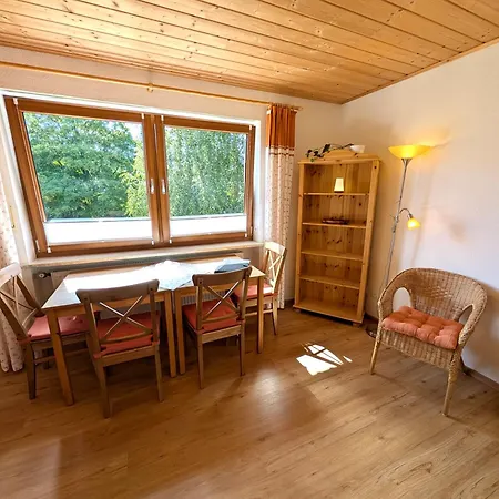 Gaestehaus Philipp Im Herzen Des Fichtelgebirges - 5 Ferienwohnungen, Grosses Grundstueck, Wald Und Wiese, Mit Privater Sauna, Kostenfreie Parkplaetze, Wlan