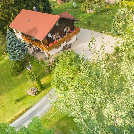 Gaestehaus Philipp Im Herzen Des Fichtelgebirges - 5 Ferienwohnungen, Grosses Grundstueck, Wald Und Wiese, Mit Privater Sauna, Kostenfreie Parkplaetze, Wlan Апартаменты *