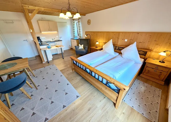 Appartement Gaestehaus Philipp Im Herzen Des Fichtelgebirges - 5 Ferienwohnungen, Grosses Grundstueck, Wald Und Wiese, Mit Privater Sauna, Kostenfreie Parkplaetze, Wlan Mehlmeisel