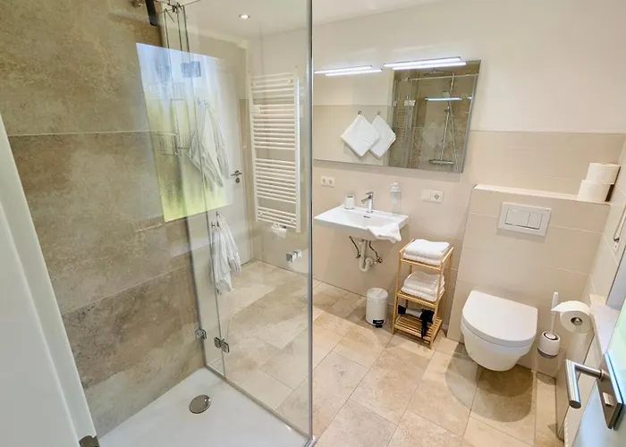 Gaestehaus Philipp Im Herzen Des Fichtelgebirges - 5 Ferienwohnungen, Grosses Grundstueck, Wald Und Wiese, Mit Privater Sauna, Kostenfreie Parkplaetze, Wlan * Mehlmeisel